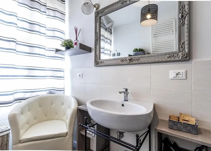 & Breakfast Canalino 21 住宿加早餐酒店