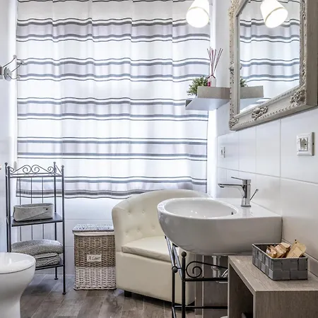 & Breakfast Canalino 21 * Modena