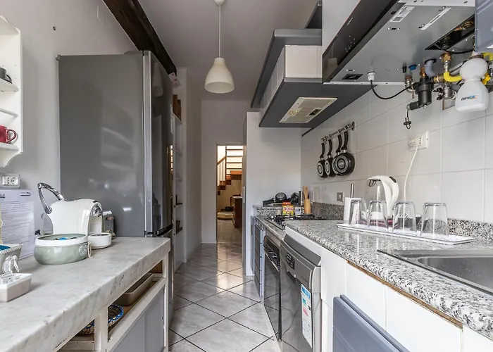 Room&breakfast Canalino 21 *