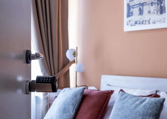 Room&breakfast Canalino 21 *